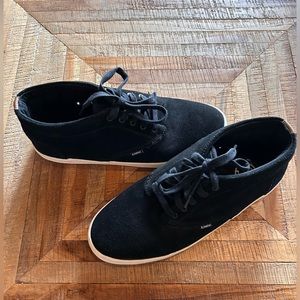 Element Shoes Size 9.5